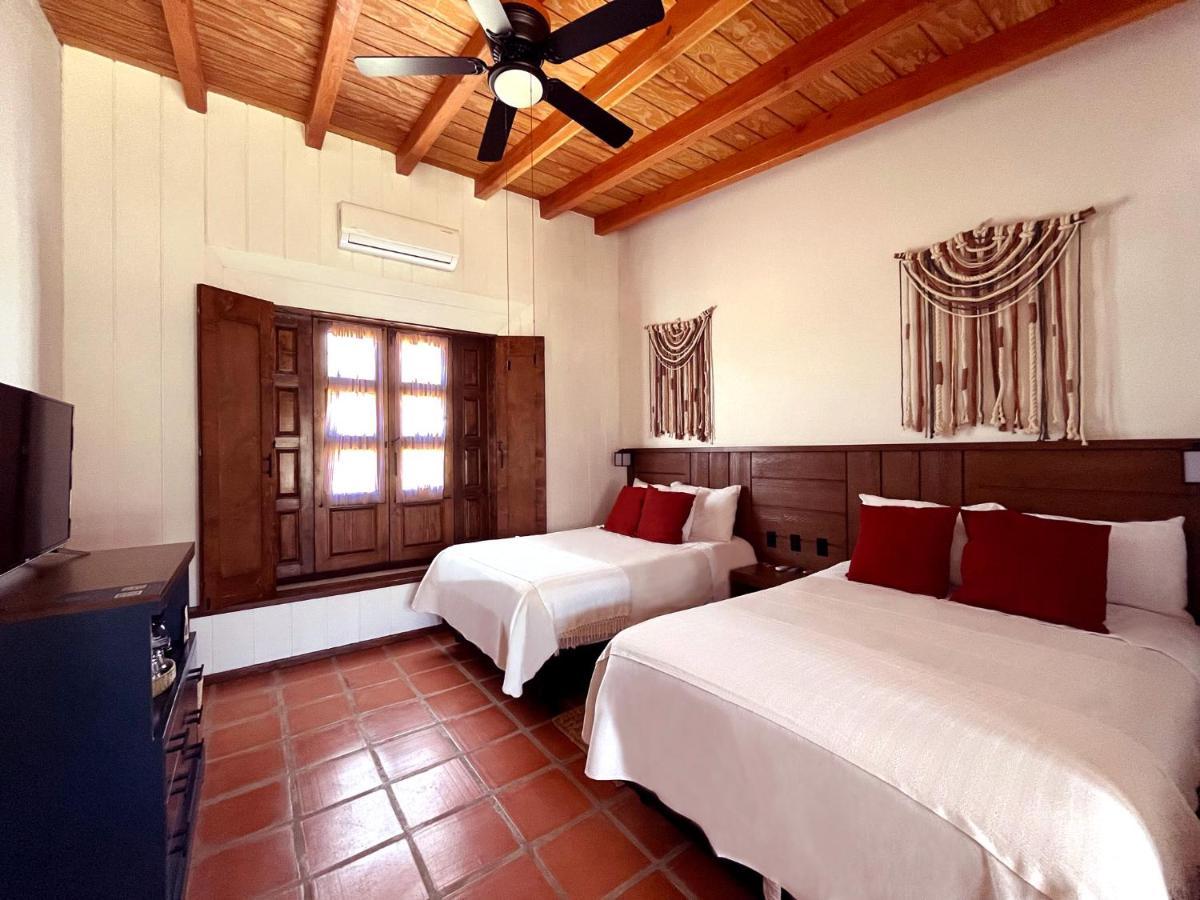 バジェ・デ・グアダルーペ Casa Entrevez Bed & Breakfast エクステリア 写真